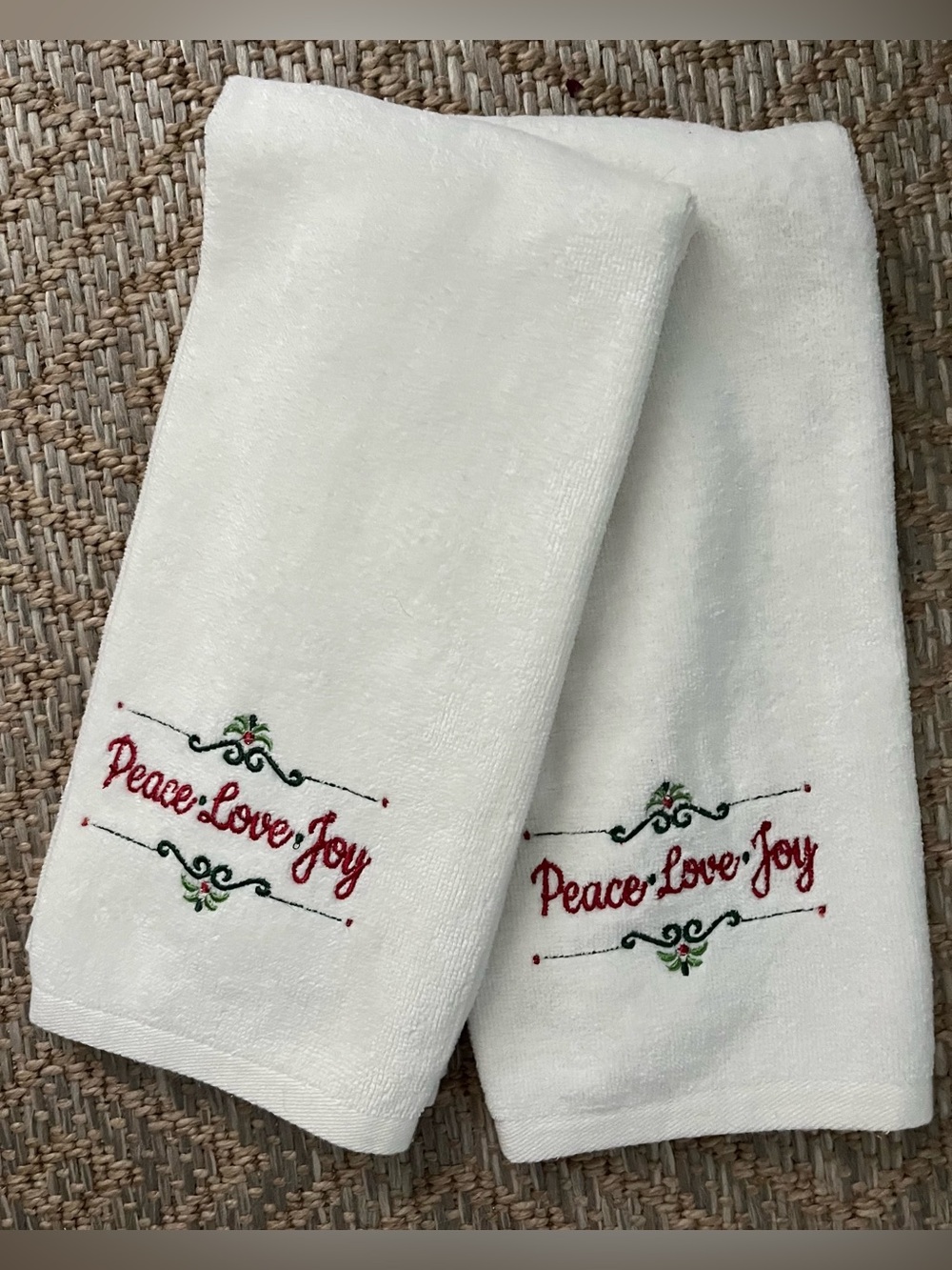 Christmas In July! Hand Towel Set Peace Love Joy